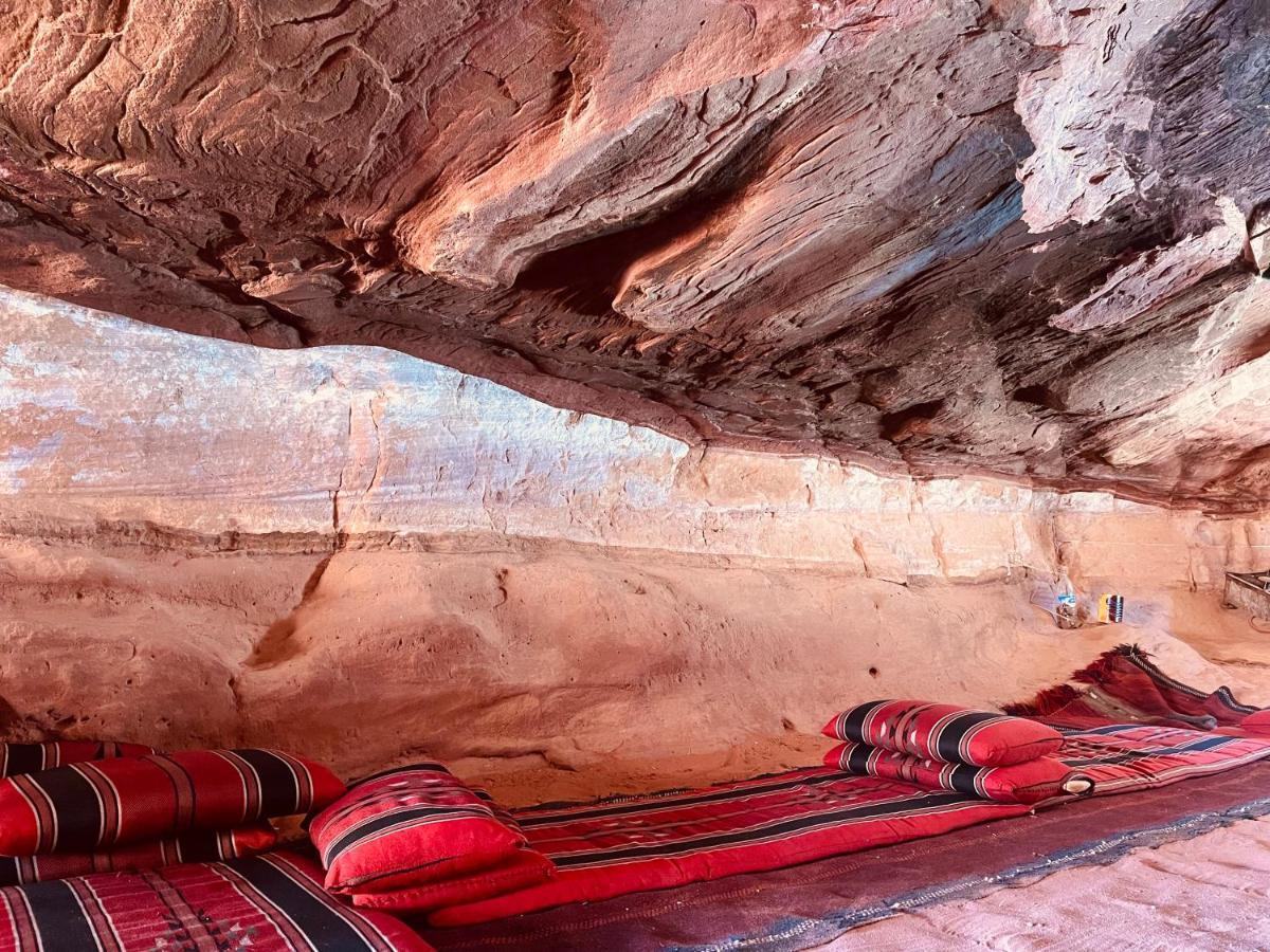 Sunrise Camp Hotel Wadi Rum Exterior photo