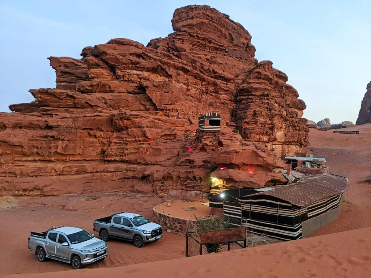 Sunrise Camp Hotel Wadi Rum Exterior photo