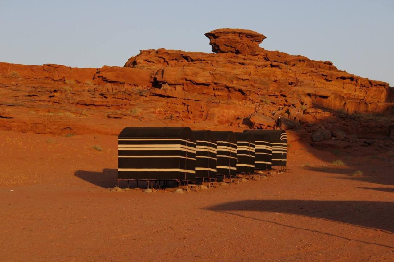 Sunrise Camp Hotel Wadi Rum Exterior photo