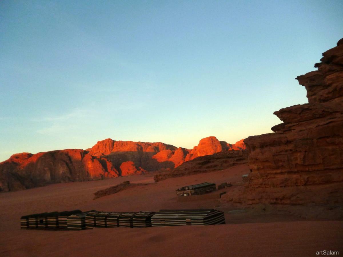 Sunrise Camp Hotel Wadi Rum Exterior photo
